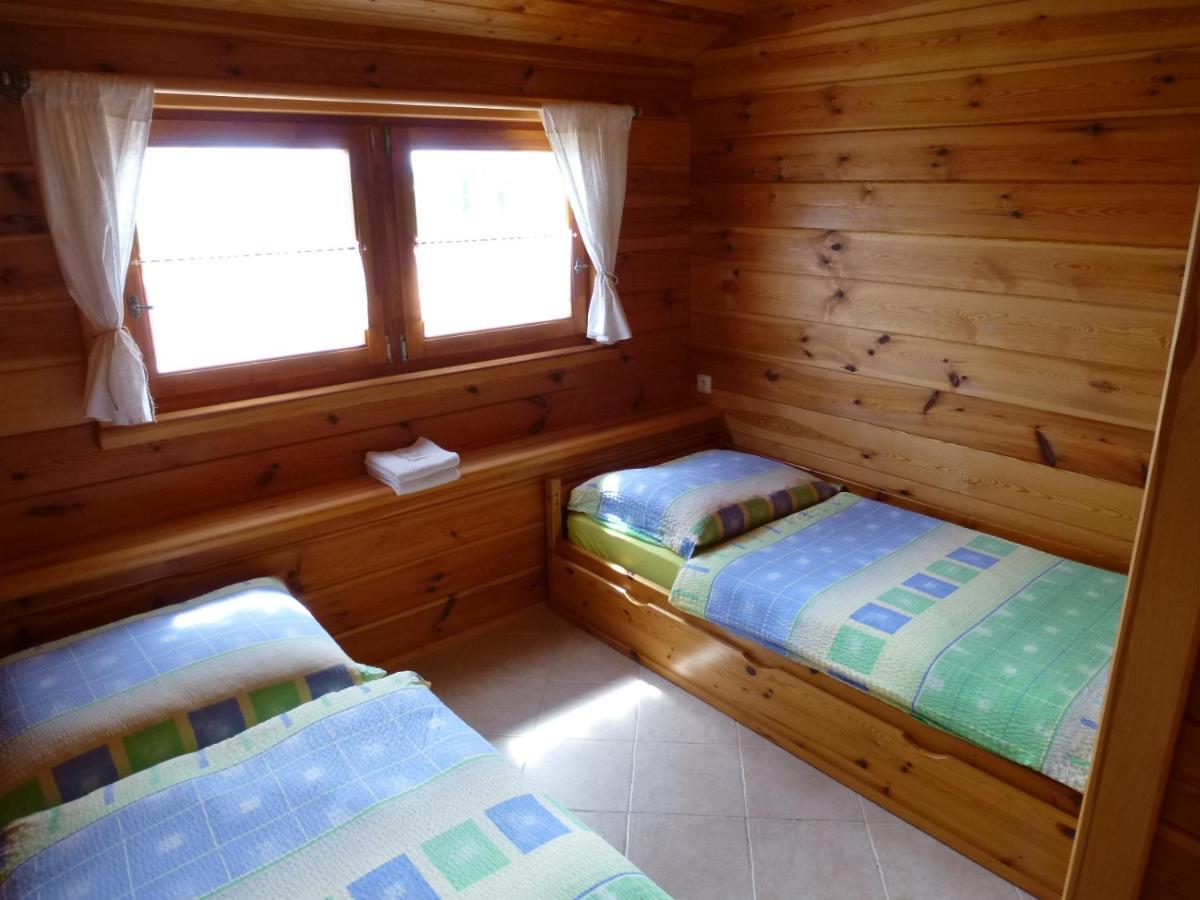 Restaurace Vraz Hotel Trhové Sviny Room photo